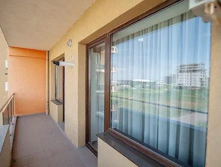Summerland Apartament * 马马亚