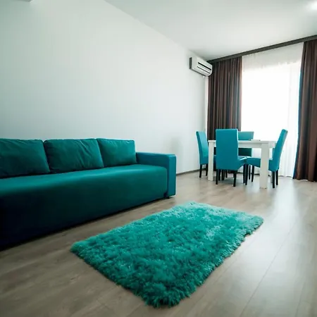 Summerland Apartament 马马亚